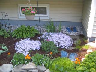 12 Pine Meadows Dr, Kensington, NH 03833-4819