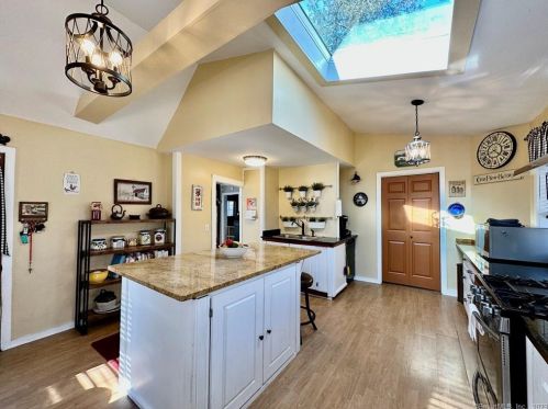 46 Mcgrath Ln, Exeter CT  06249-2608 exterior