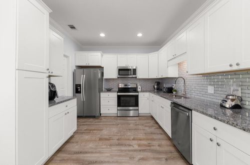 5523 Stone Trce, Gainesville GA 30504-8149 exterior