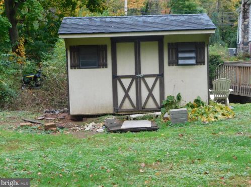 557 Limerick Ctr Rd, Limerick PA 19468-1238 exterior