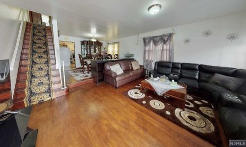 75 Maple St, Paterson NJ  07522-1411 exterior