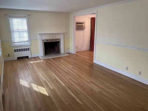 201 Turnpike St, North Andover MA  01845-5005 exterior