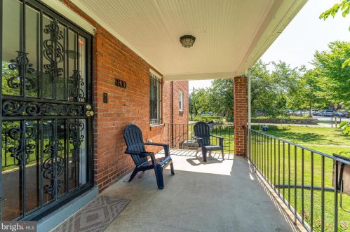 1830 T Pl, Washington DC  20020-4641 exterior