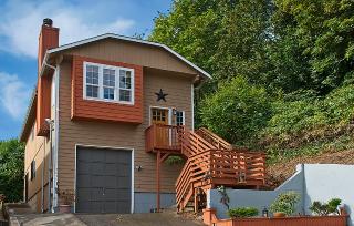 3035 Edmunds St, Seattle WA  98118-1716 exterior