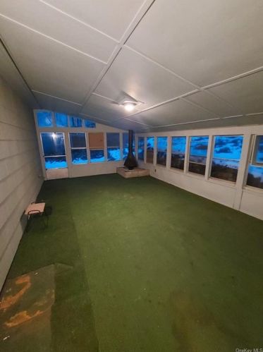 72 Stuart Dr, Poughkeepsie NY 12603-4714 exterior