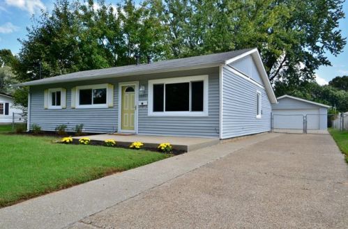 10005 Plaudit Way, Louisville, KY 40272-3852