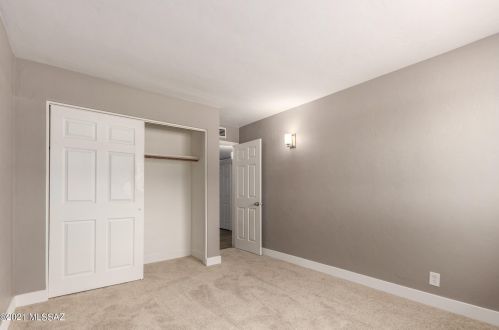 7017 Calle Orion, Tucson AZ  85710-5451 exterior