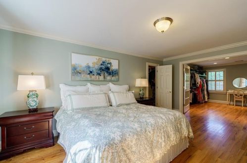 305 Drummen Ct, Atlanta GA 30328-2658 exterior