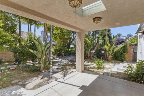 2341 Diamond Head Way, Oxnard CA  93036-7763 exterior