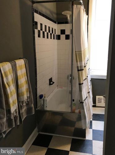 113 Walnut Ave, Ardmore PA 19003-2104 exterior