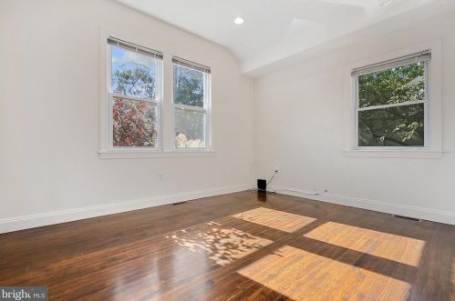 1611 Noyes Dr, Silver Spring MD 20910-2224 exterior