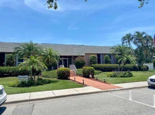 1176 Bayshore Dr, Fort Pierce FL  34949-3049 exterior