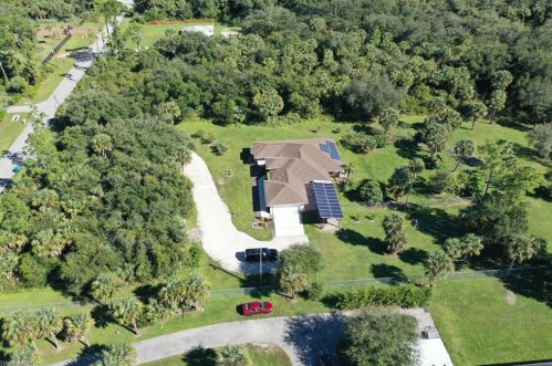 3520 20 Ave, Naples FL 34117-9197 exterior