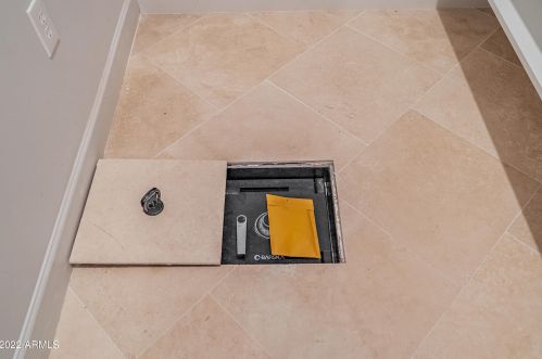 36648 27th Ave, Phoenix AZ 85086-8747 exterior