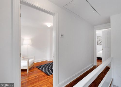 335 Manton St, Philadelphia PA 19146-3811 exterior