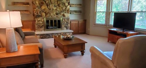 8522 Whitaker Ave, Milwaukee WI 53228-2866 exterior