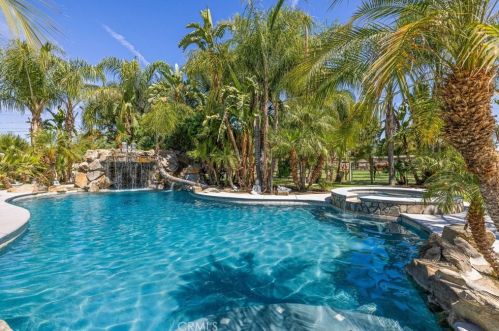 13026 Appaloosa Ave, Bakersfield, CA 93314-3704