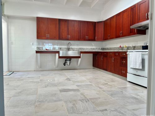 1952 Bertram St, Honolulu HI 96816-2006 exterior