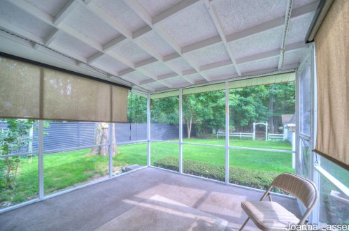 633 Randall Rd, Meskegon MI 49441-4953 exterior