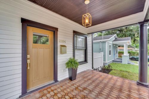 1004 23rd Ave, Tampa, FL 33605-1726