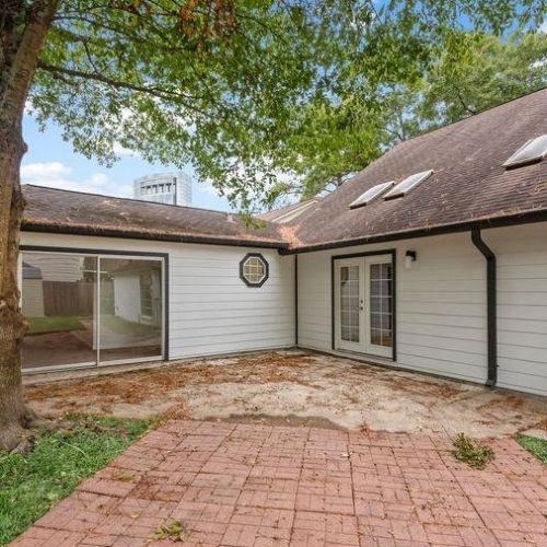 27114 Paula Ln, Conroe TX 77385-9050 exterior