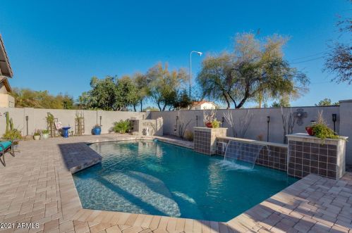 681 Wildhorse Dr, Chandler AZ 85286-6139 exterior