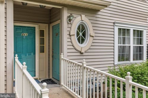 321 Brickhouse Rd, Princeton, NJ 08540-7352