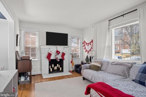 10415 Hayes Ave, Silver Spring MD 20902-3704 exterior