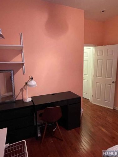 615 St, Union City NJ 07087-3239 exterior