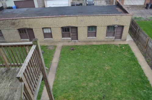 8230 Michigan Ave, Chicago IL  60619-4716 exterior