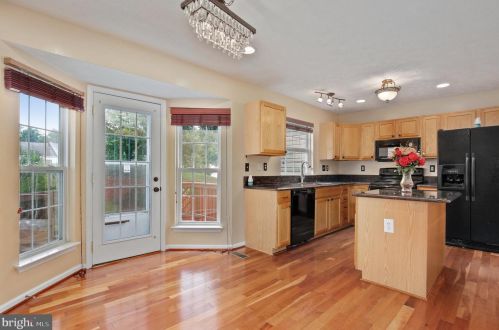 8714 Belleau Ct, Ellicott MD  21043-4673 exterior