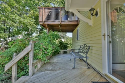 11 Spg St, Kinnelon NJ 07405-1322 exterior