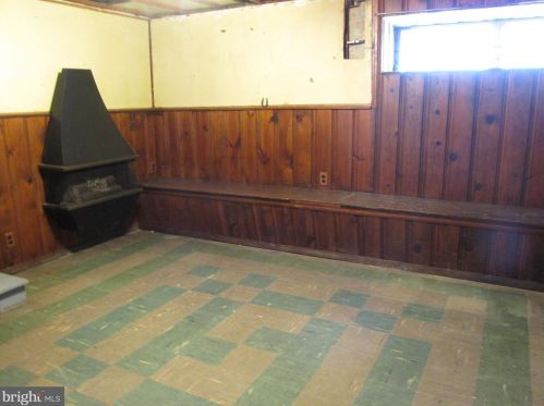 241 Benner St, Philadelphia PA 19149-3435 exterior