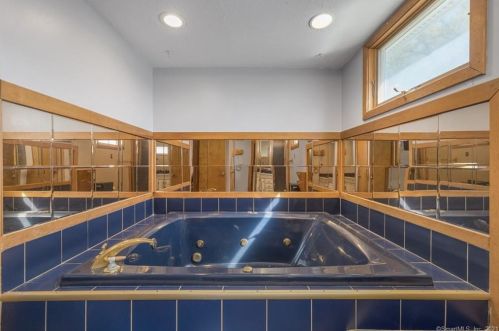 83 Masonic Ave, Wallingford CT exterior