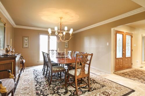 140 Ambleside Ln, Saint Louis MO 63141-7437 exterior