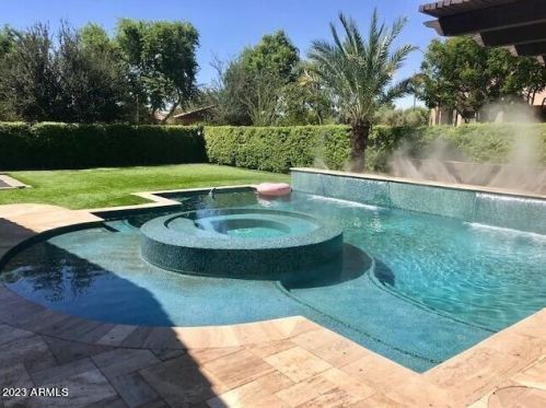 5248 Luke Dr, Chandler, AZ 85249-5274