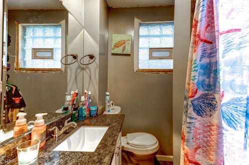 5354 Marshfield Ave, Chicago IL 60620-4958 exterior