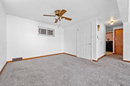 2107 Plainview Ave, Pittsburgh PA 15226-1545 exterior