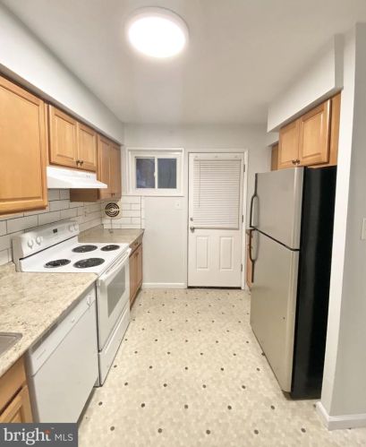 3912 Chaco Rd, Alexandria VA 22312-1029 exterior