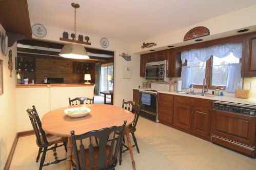 478 Allison St, Elmhurst IL 60126-4602 exterior