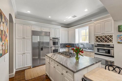 3338 Blackburn St, Dallas TX  75204-1531 exterior