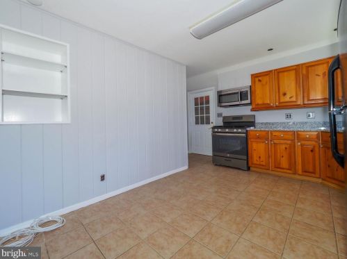 12705 Hathaway Dr, Silver Spring MD 20906-4076 exterior