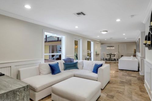 75 Ave, Naples FL exterior