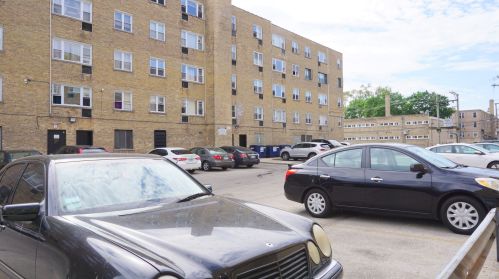 6161 Hoyne Ave, Chicago IL  60659-4255 exterior