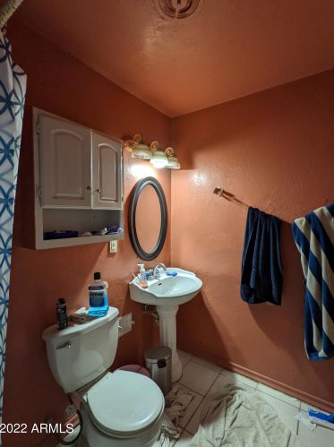 4225 Cavalier Dr, Phoenix AZ 85017-1727 exterior