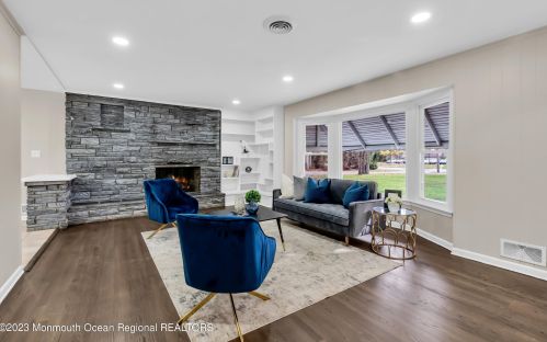 176 Bartley Rd, Jackson Twp NJ  08527-1240 exterior