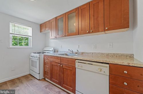 1108 7 St, Chester PA 19013-3334 exterior