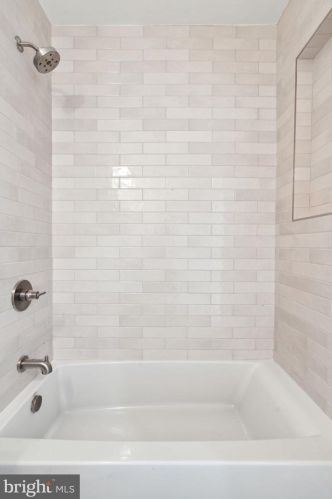 761 Cleveland St, Philadelphia PA 19146-2909 exterior