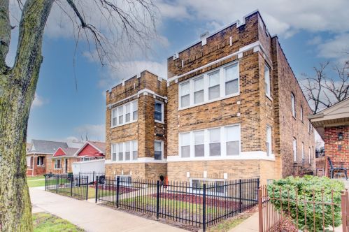 433 91 Pl, Chicago IL 60619-7429 exterior