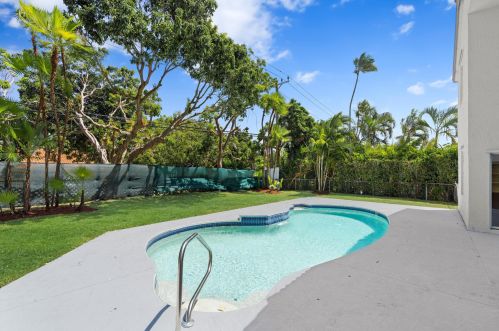 850 4 Ct, Boca Raton FL 33432-1905 exterior